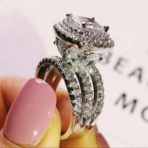 💯 NEW 925 STERLING SILVER DIAMOND HALO RING